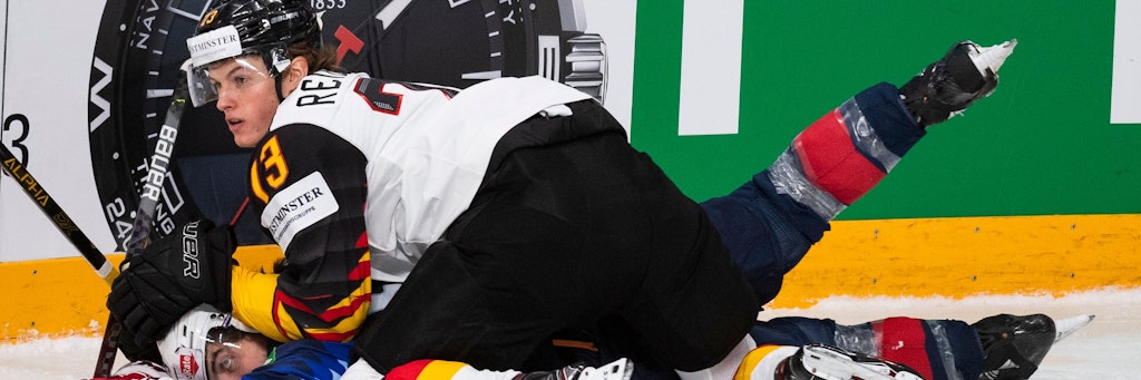 Auch bei der WM zuletzt in Riga empfahl sich Lukas Reichel für die beste Eishockeyliga der Welt.