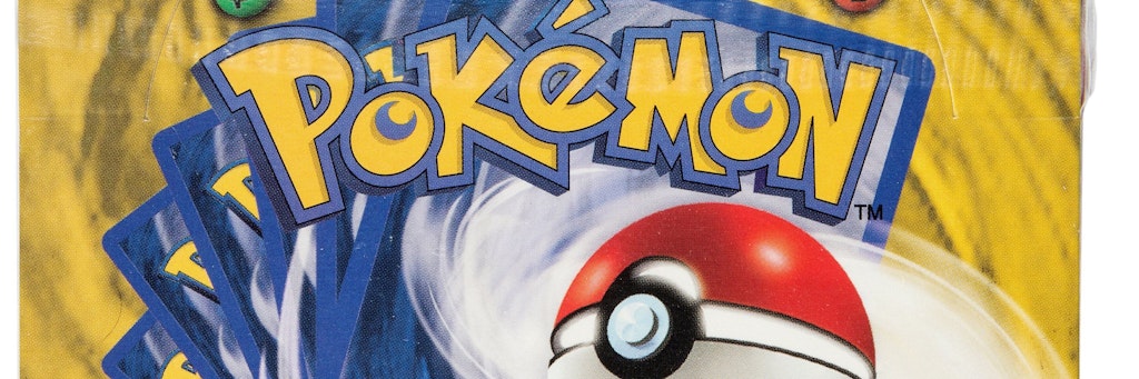 Oberseite eines Sets von Pokémon-Karten.