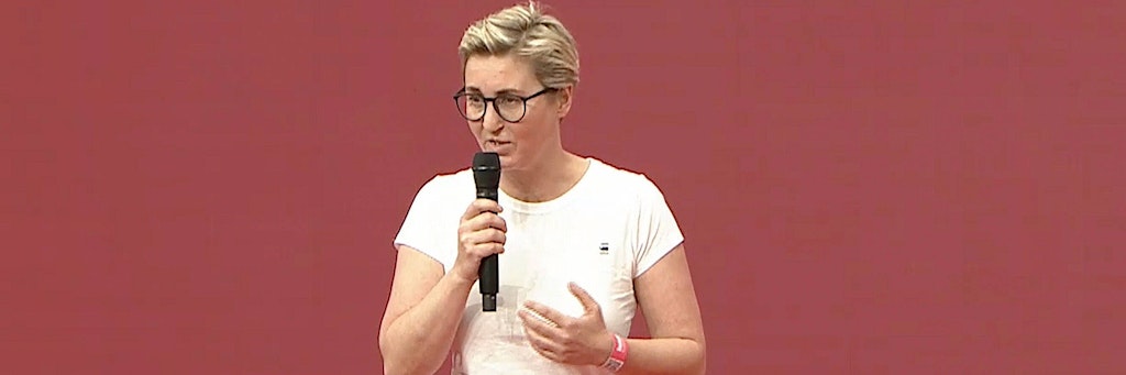 Linken-Chefin Susanne Hennig-Wellsow rief die Partei auf dem Parteitag zur Geschlossenheit auf.