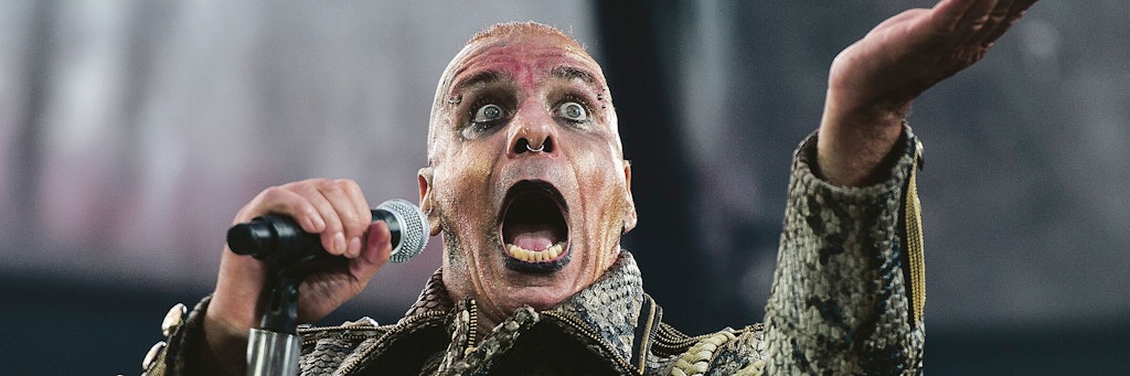 Till Lindemann ist der Frontmann von „Rammstein“ – und lebt von der Provokation.