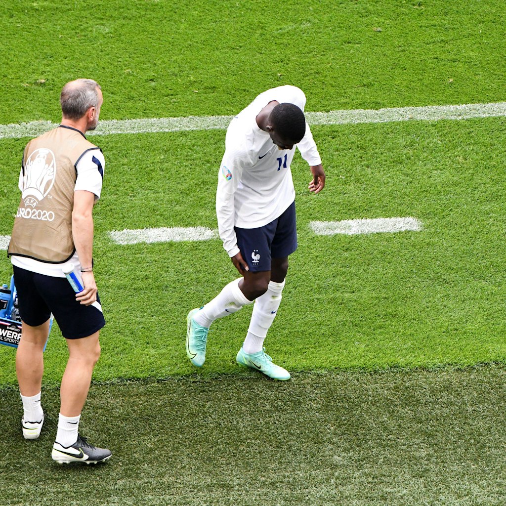 Ousamane Dembéle musste gegen Ungarn vorzeitig vom Platz - die EM ist gelaufen für den Franzosen. 