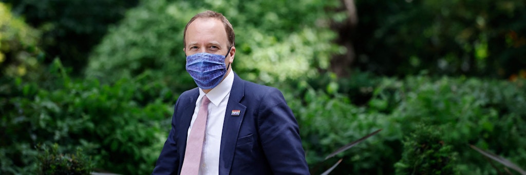 Der britische Gesundheitsminister Matt Hancock soll mit einer Affäre gegen Corona-Regeln verstoßen haben. 