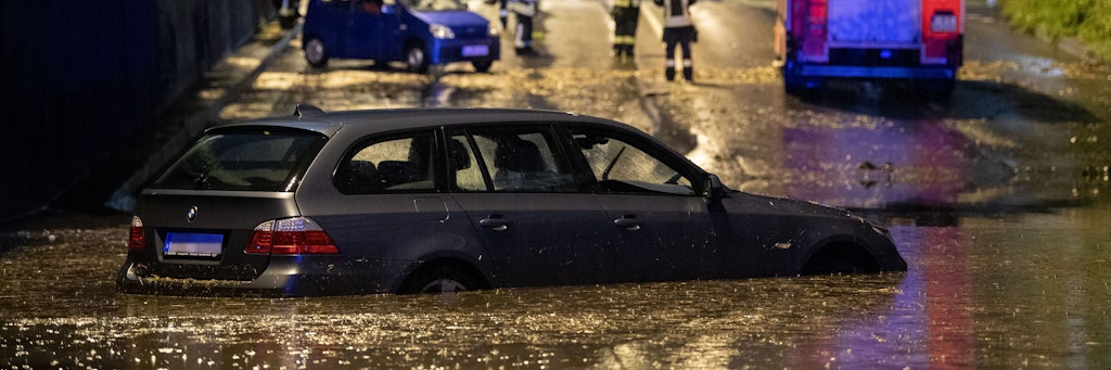 Ein starkes Unwetter mit heftigen Niederschlägen sorgte in Südwestdeutschland vielerorts für Überflutungen.