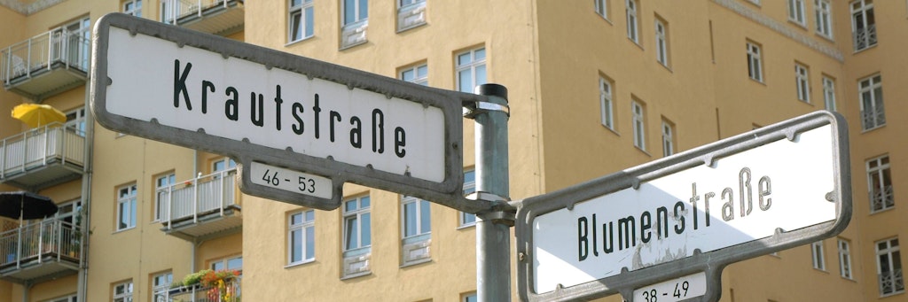 Straßenschild an der Krautstraße