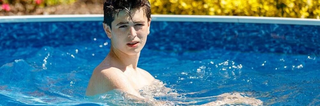 Wer einen Pool im Garten hat, muss zu Corona-Zeiten nicht unbedingt ins Freibad gehen.