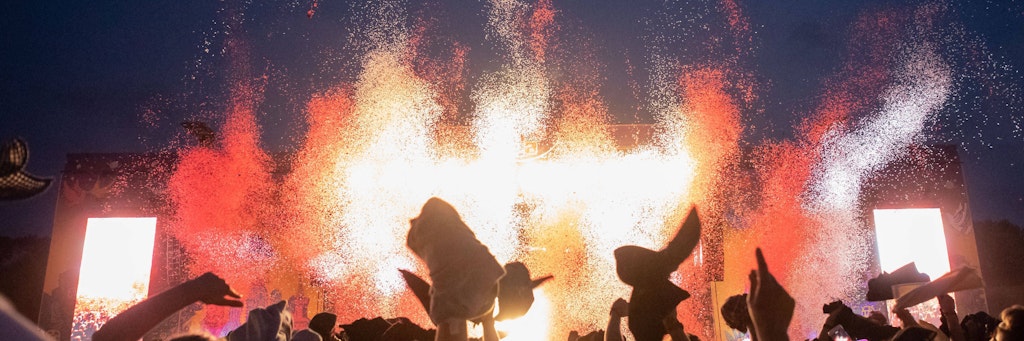 So rockten die Festivalbesucher bei spektakulärer Illumination 2019 im Olympiastadion. 