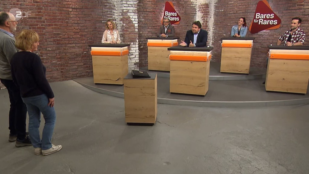 Die Puderdose fand im Händlerraum von „Bares für Rares“ viel Begeisterung.