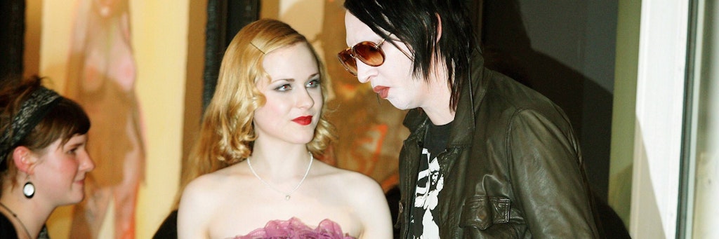 Sänger Marilyn Manson mit Lebensgefährtin und Schauspielerin Evan Rachel Wood 2007 bei der Präsentation seiner Kunstausstellung in Köln. 