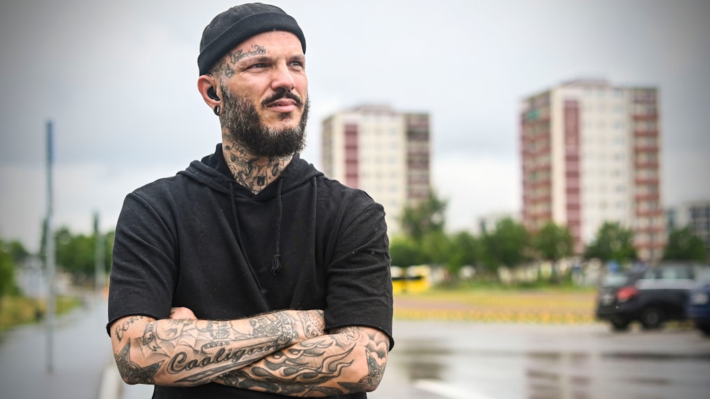 Warum nicht einfach ausprobieren, was geht? Björn Blumeier stößt mit seiner Hörbehinderung oft auf Mauern. <br><br>