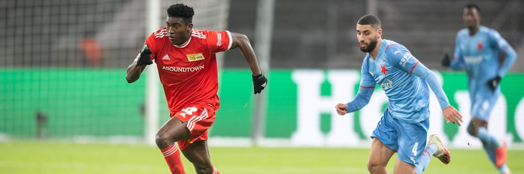 Taiwo Awoniyi (l.) stürmt in der Bundesliga unter die Toptorjäger. Ein Volltreffer für den 1. FC Union. 
