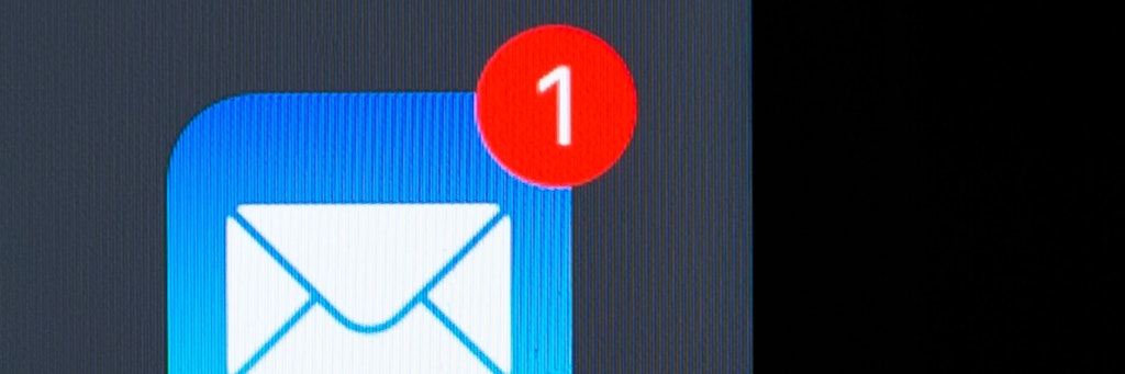 Unabhängig von den Beweggründen darf man private E-Mails eines Vorgesetzten nicht weitergeben. Das entschied das Landesarbeitsgericht Köln. 