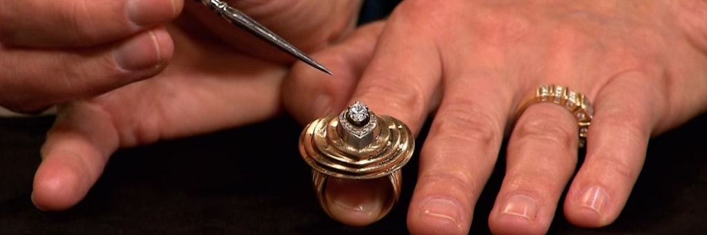 Dieser pompöse Ring soll bei „Bares für Rares“ verkauft werden.