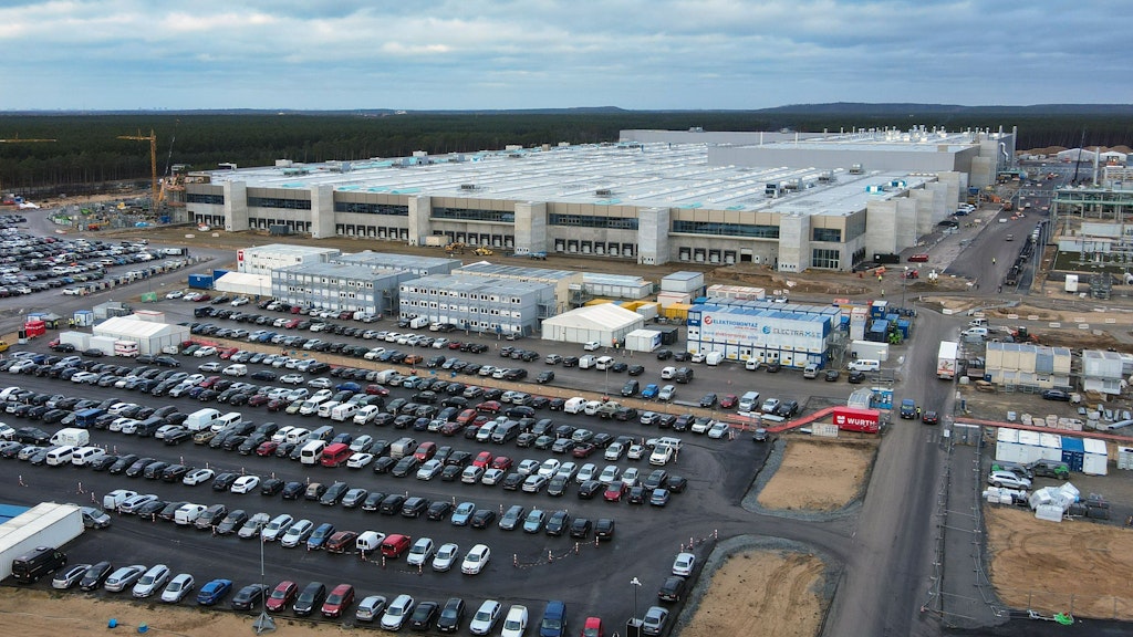 Die Tesla Gigafactory in Grünheide wächst und wächst. Vielleicht klappt es 2022 mit dem Start.