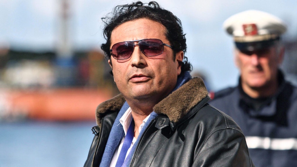 Francesco Schettino, Kapitän der gekenterten Costa Concordia, wurde zu 16 Jahren Haft verurteilt.