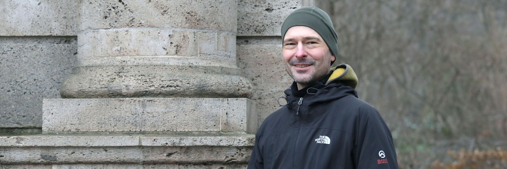 Andree Sadilek (52) ist einer der Macher der App „Lialo“, mit der man Spaziergänge mit Schnitzeljagd-Charakter macht.