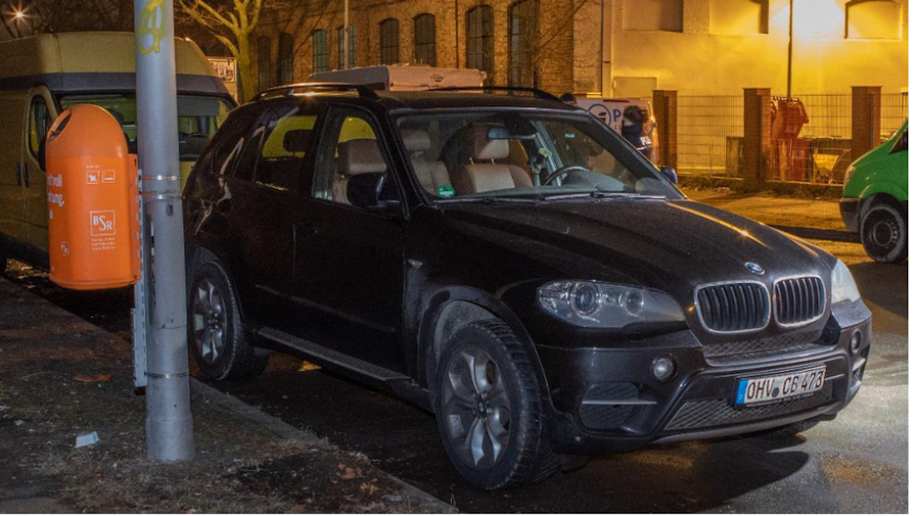 In diesem Fahrzeug wurde der Mann aufgefunden.