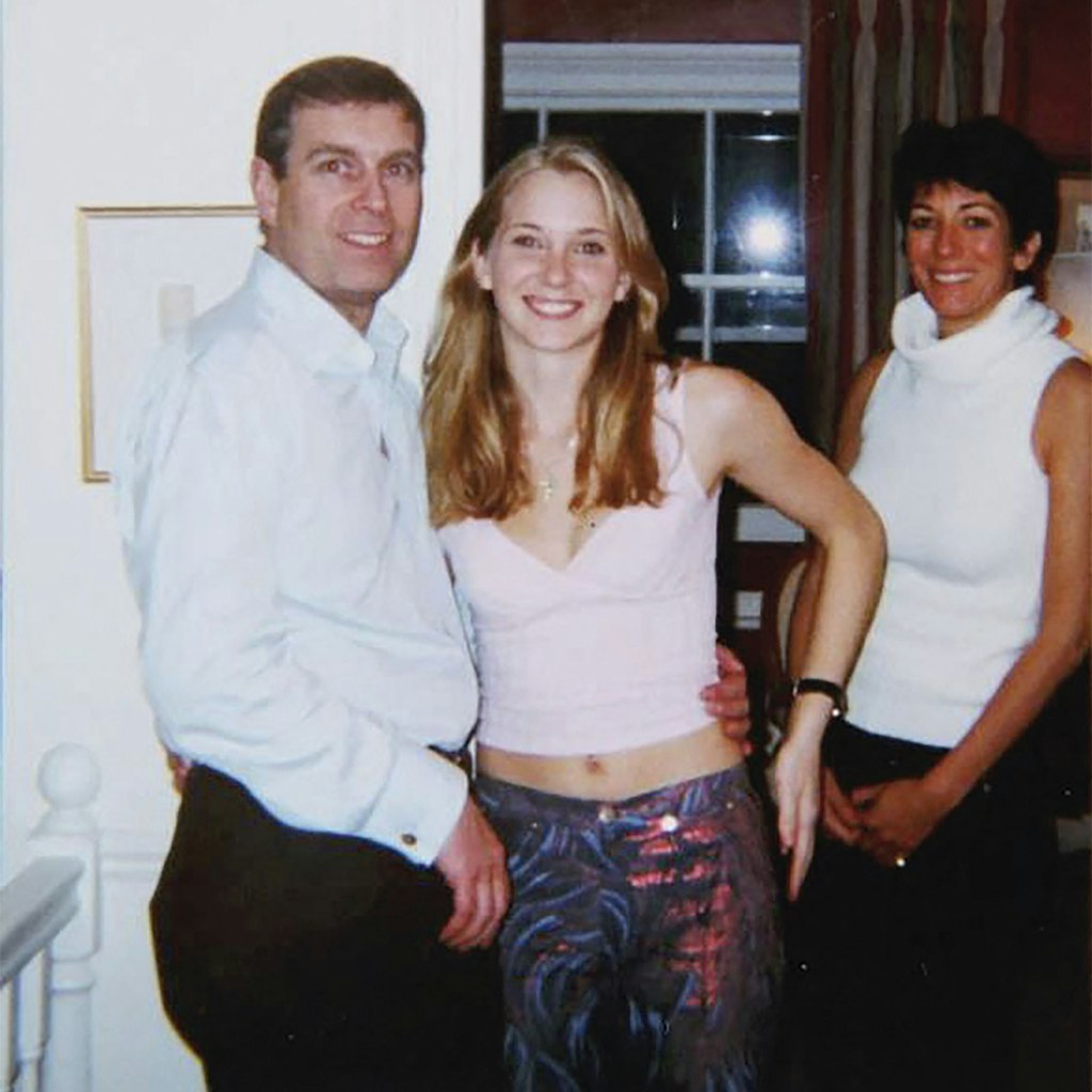 Obwohl Andrew immer wieder bestreitet, Virginia Giuffre getroffen zu haben, zeigt dieses Foto beide zusammen auf einer Veranstaltung.