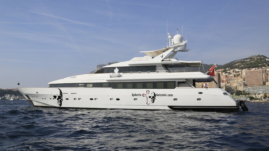 Die rund vier Millionen teure Luxus-Yacht Indigo Star hatte einen Wasserschaden.
