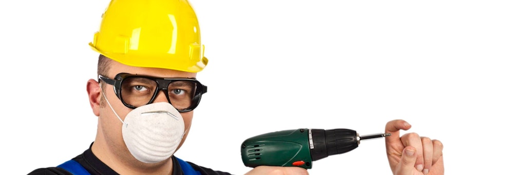 Wenn ein Handwerker in die Wohnung kommt, haben zu Corona-Zeiten manche Menschen Angst vor Ansteckung. 