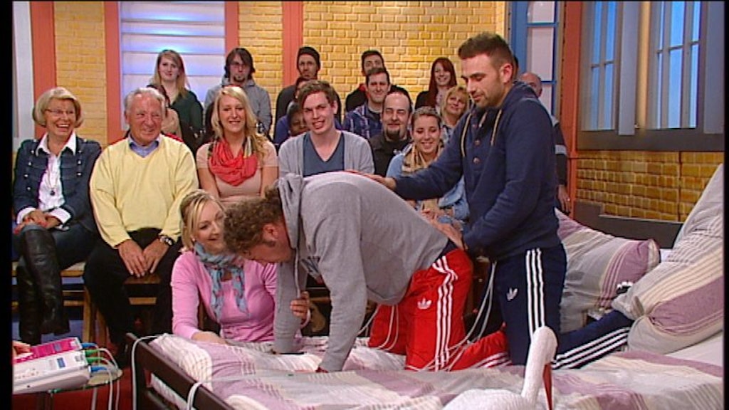 Bei Britt wurden auch mal Wehen bei einem Mann simuliert.