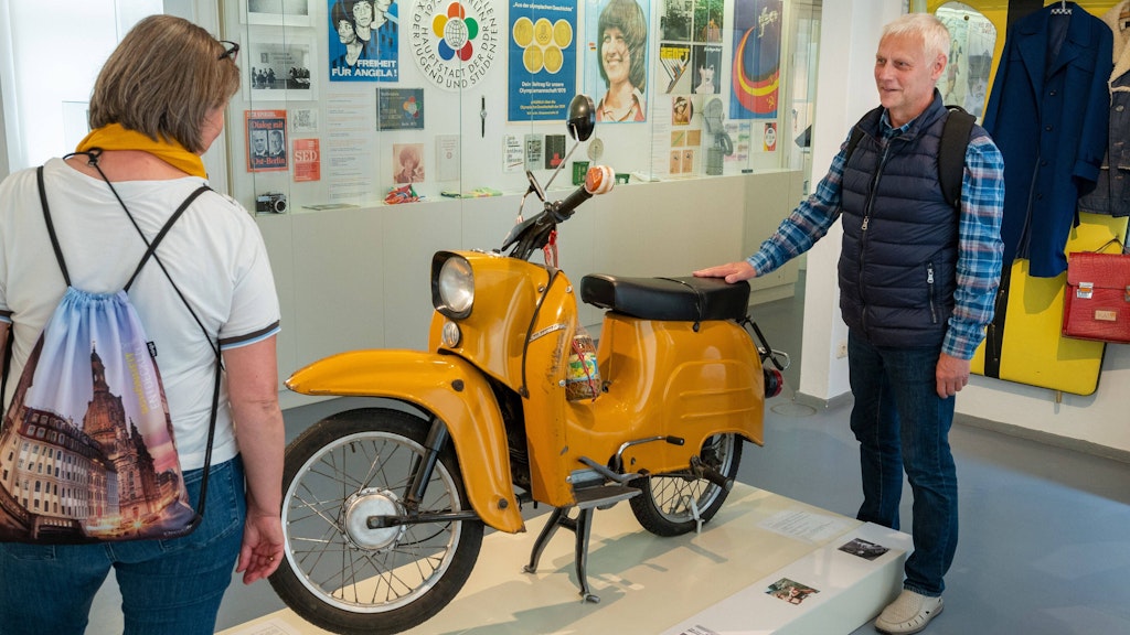 Auch heute noch begehrt: Ein Moped der Marke Schwalbe.
