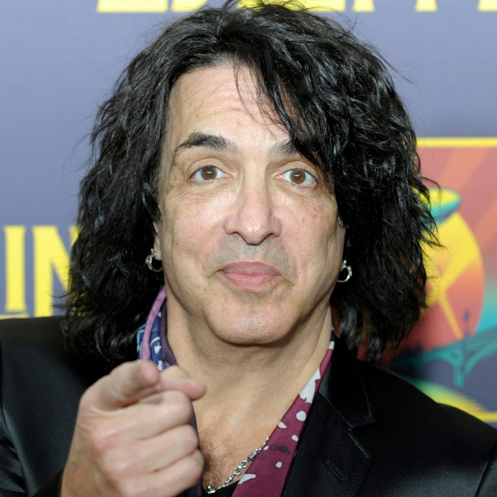 Paul Stanley wird 70 Jahre alt und geht mit seiner Band auf - Corona-bedingt zeitweise unterbrochene - Abschiedstournee.