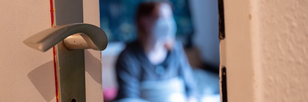 Wer nicht geboostert ist, deshalb in Quarantäne muss und nicht zur Arbeit gehen kann, soll künftig kein Geld mehr bekommen.