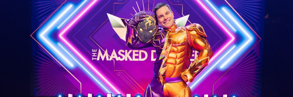 Eloy de Jong, ehemaliger Sänger der Boyband "Caught in the Act", steht als Figur "Maximum Power" in der Prosieben-Show "The Masked Dancer" auf der Bühne. 