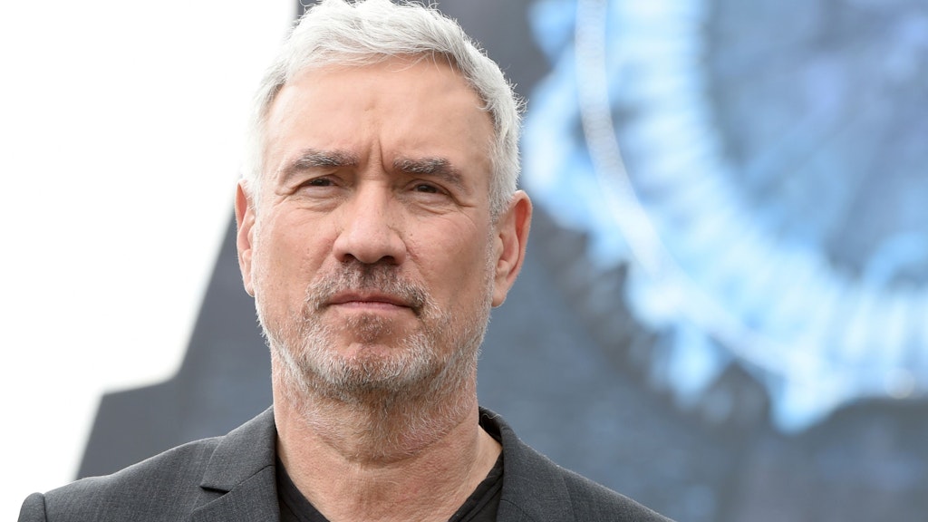 Keiner bringt so bombastisch und bildgewaltig Katastrophen ins Kino wie Roland Emmerich.