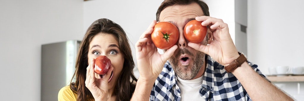 Beim Scheinfasten darf man essen, allerdings nur halb so viel wie sonst. Vor allem Salat und Gemüse, Hülsenfrüchte und Nüsse.