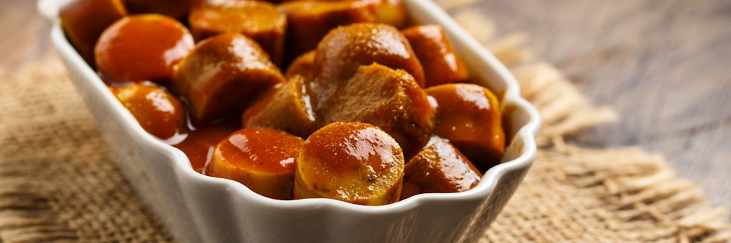 Regelmäßig wird die Currywurst zum beliebtesten Kantinenessen gekürt.