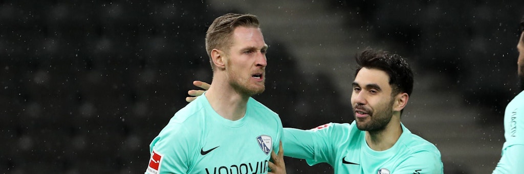 Sebastian Polter jubelt energisch. Er traf zum 1:1 für Bochum gegen Hertha.