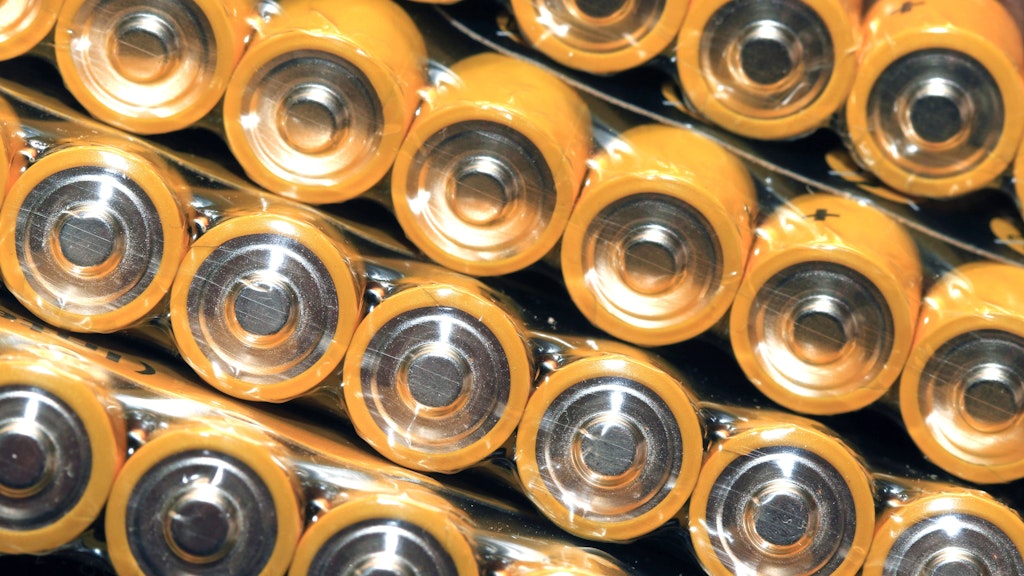 Ein sicheres Anzeichen: Verpackte Batterien sind meistens voll, aber was, wenn sie in einer Kiste liegen?