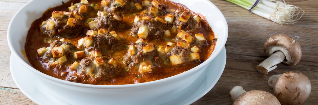 Die leckere Champignon-Hack-Suppe ist blitzschnell gemacht.