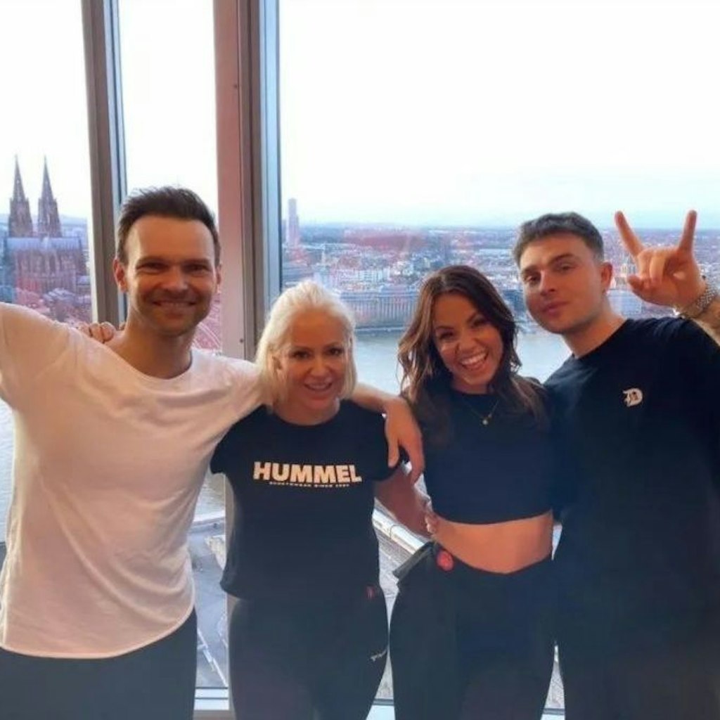 Michelle und Mike Singer sind mit Vadim Garbuzov und Christina Luft in einer Gruppe.