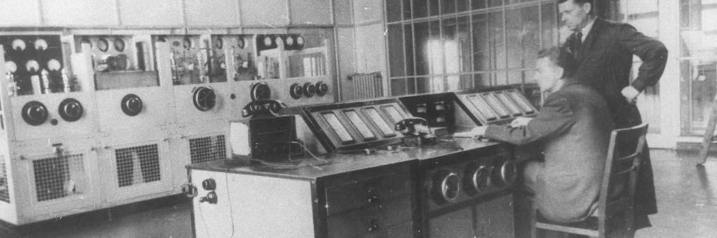 Der Technikraum des Senders Gleiwitz in Schlesien, von dem aus die SS 1939 einen angeblich polnischen Aufruf zum Aufstand sendete.
