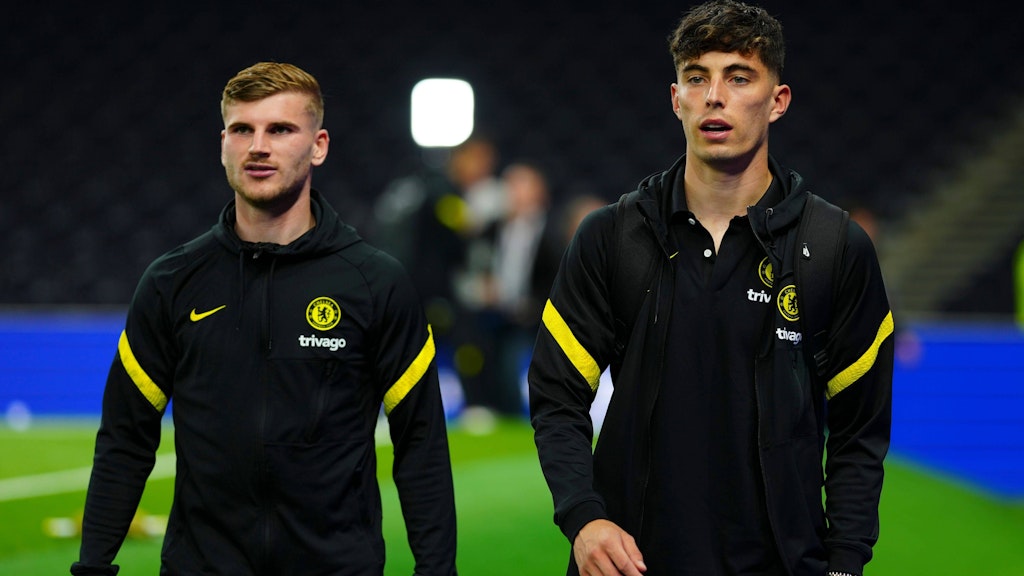 Deutschlands Nationalspieler Timo Werner und Kai Havertz (r.) stehen beim FC Chelsea unter Vertrag.
