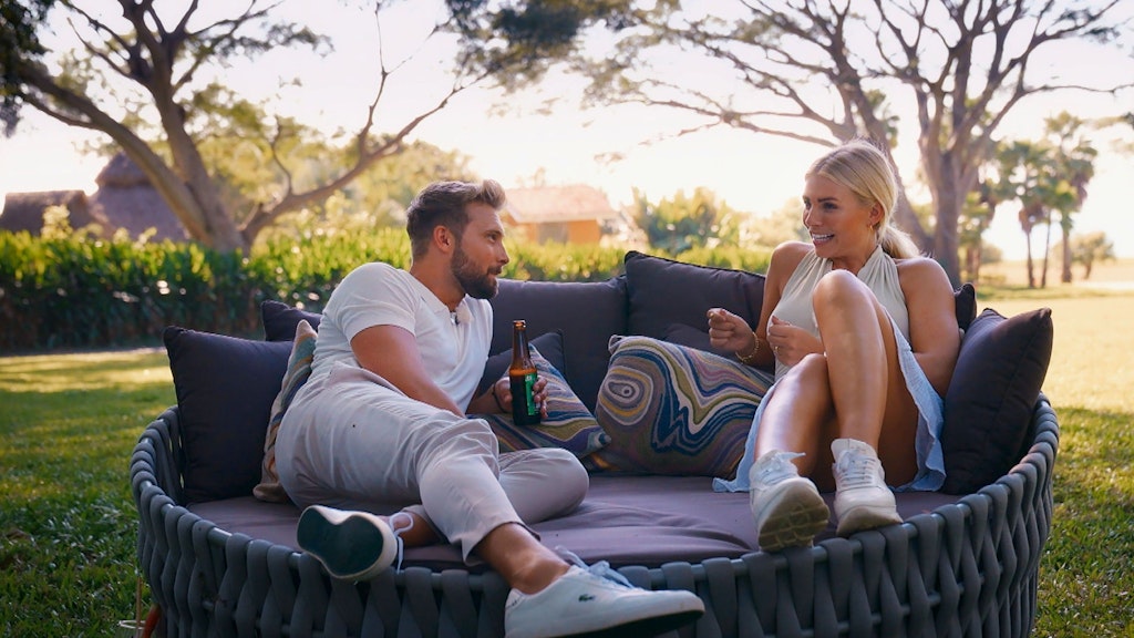 Nele Wüstenberg mit Bachelor Dominik Stuckmann.