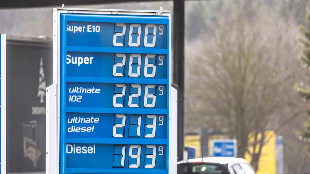 Bislang waren solche Preise nur von den berüchtigten Autobahn-Tanken bekannt.