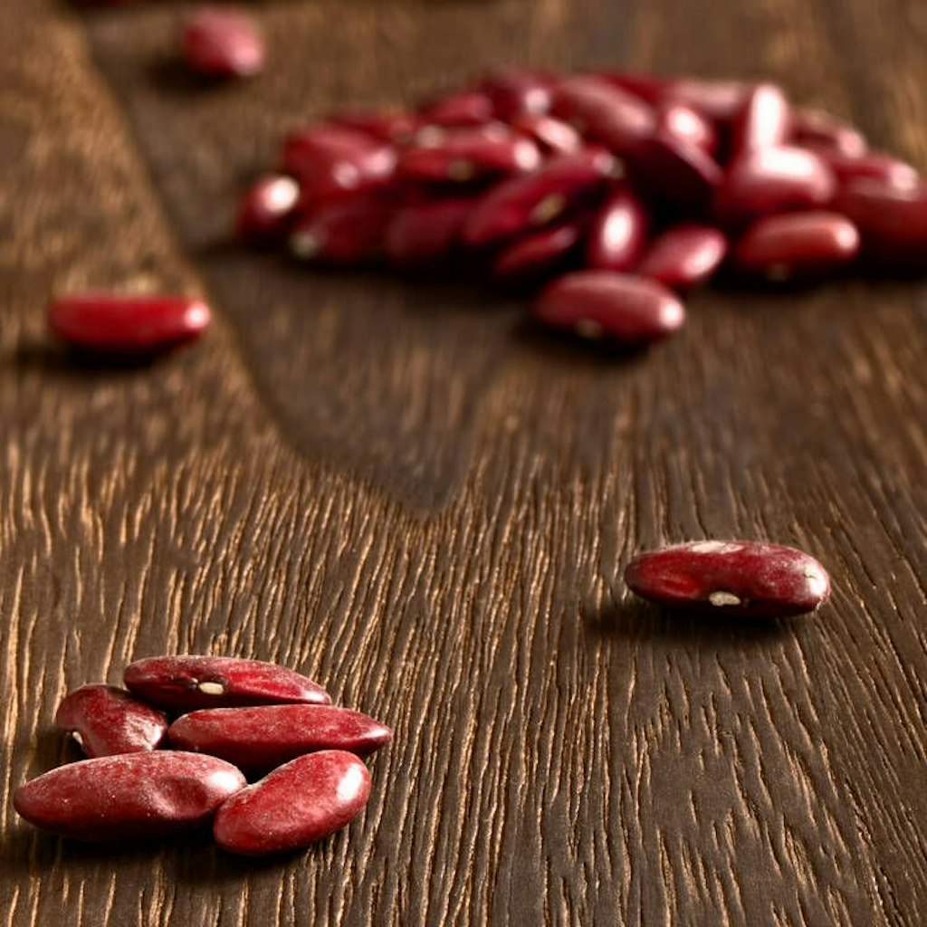 Kidneybohnen enthalten viele Proteine und unterstützen das Abnehmen – auch im Salat.