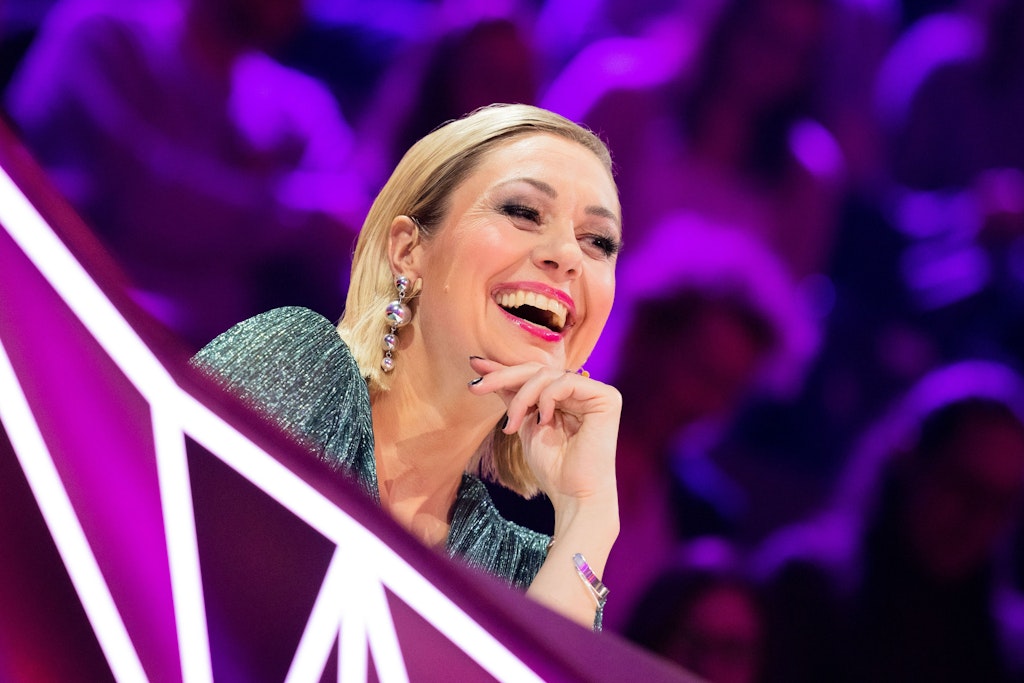 Ruth Moschner gehört zur Jury bei „The Masked Singer“ - auch in der neuen Staffel wird sie am Ratepult sitzen.