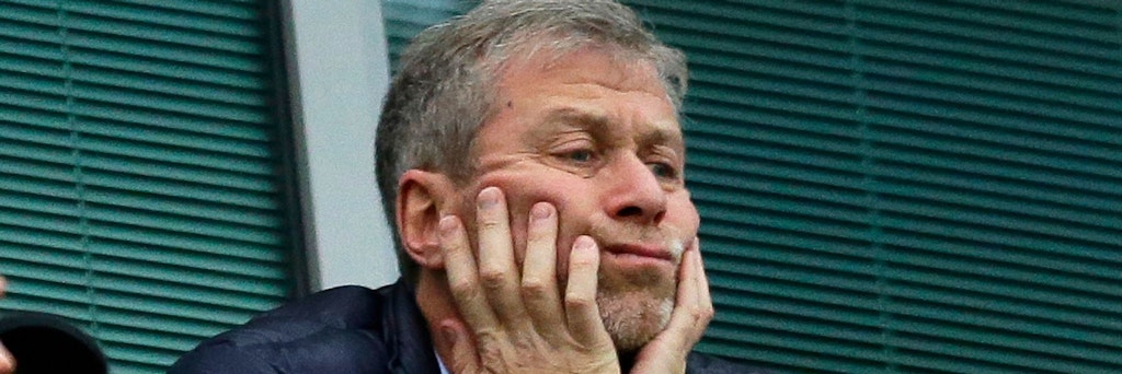 Hat mächtig an Ansehen verloren und soll in Panik um sein Vermögen sein: Noch-Chelsea-Besitzer und Oligarch Roman Abramowitsch.