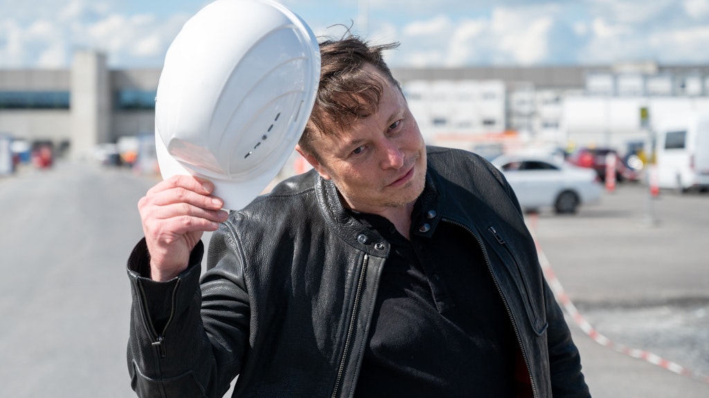 Auch Elon Musk wird für die Eröffnungsfeier einfliegen.