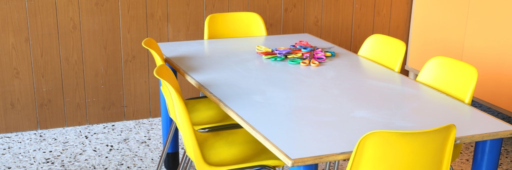 In einer Vorschule wie dieser wurde eine Lehrerin schwer verletzt!