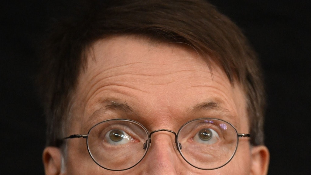 Gesundheitsminister Karl Lauterbach ist in Sorge.