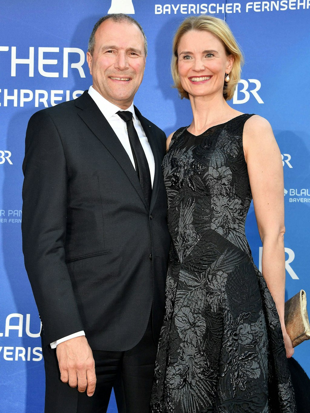 Alexander Hold und seine Pia sind seit 2018 verheiratet.