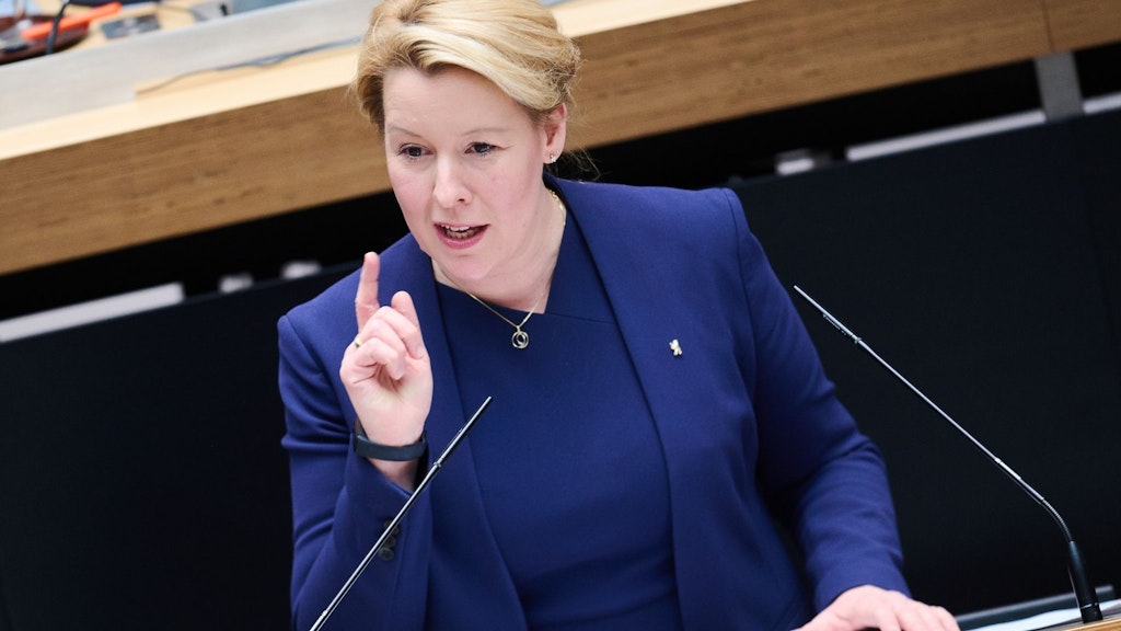 Franziska Giffey kündigte an, am Freitag im Bundesrat zum Thema Sanktionen sprechen zu wollen. Der ukrainische Präsident Wolodymyr Selenskyj soll per Video an der Sitzung der Länderkammer teilnehmen.