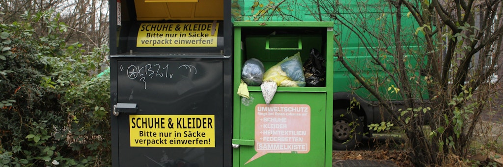 Nicht alles, was in Altkleidercontainern landet, wird auch zur Kleiderspende. Das liegt an den Betreibern, aber auch an den Spendern selbst.