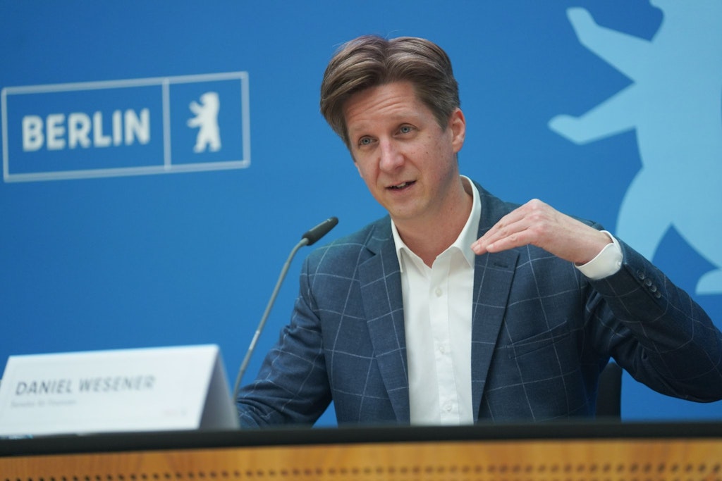 Finanzsenator Daniel Wesener muss in den nächsten Wochen seinen Haushaltsentwurf verteidigen.