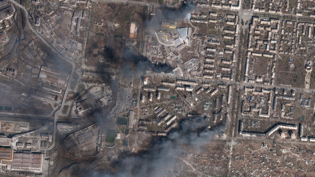 Luftbilder zeigen die Zerstörung in der ukrainischen Hafenstadt Mariupol.